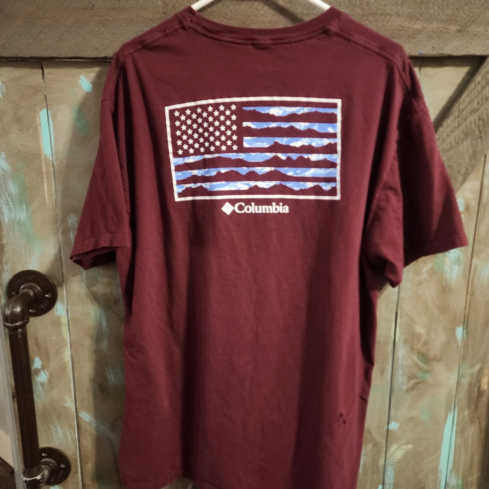 Columbia Men's Burgundy Flag Graphic Tee